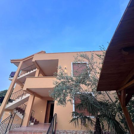 Vila Magis Vlorë エクステリア 写真