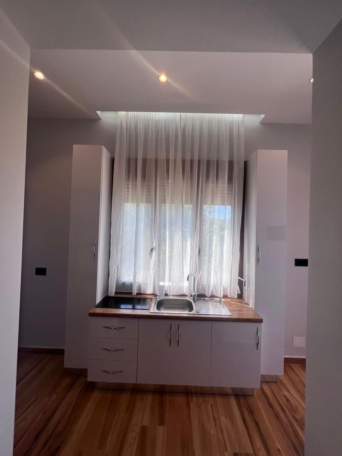 Vila Magis Vlorë エクステリア 写真